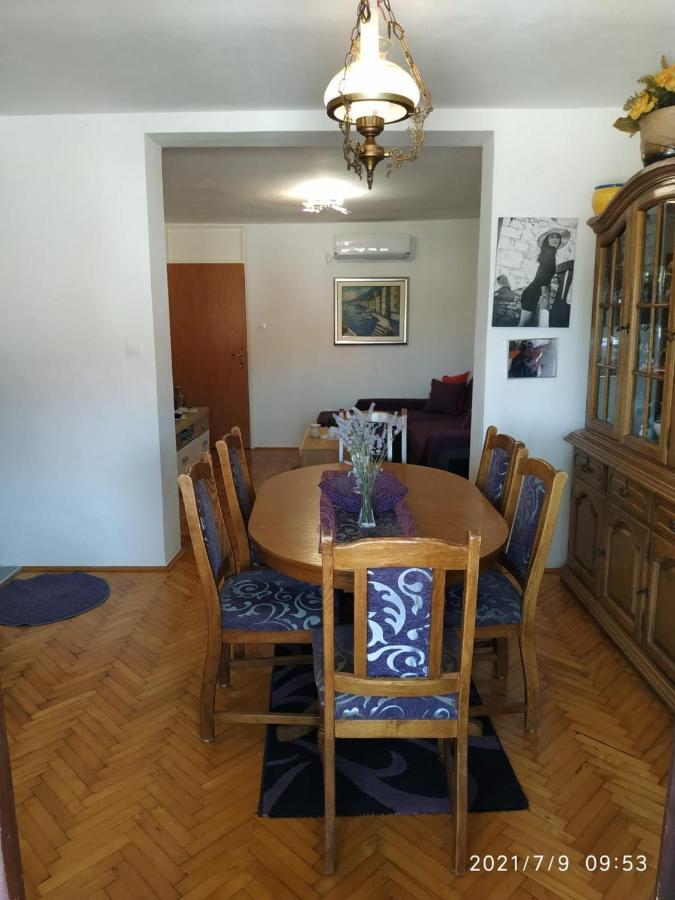 Apartments Raguz Кавтат Екстериор снимка